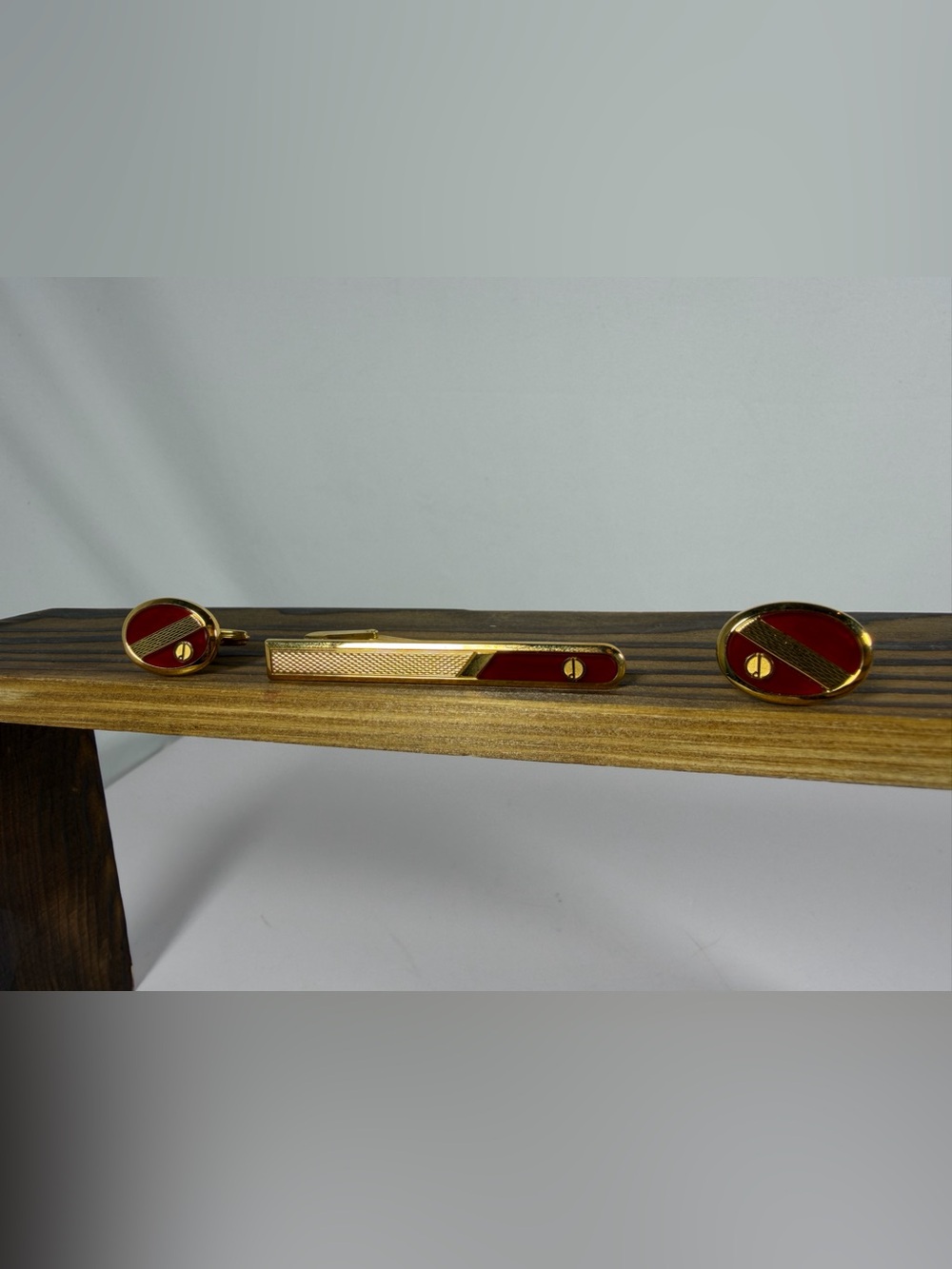 9048: Dunhill Vintage Red Enamel Gold Tone Cufflinks & Tie Bar Set